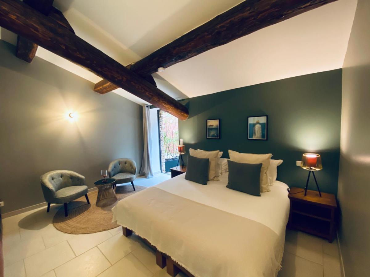 Le Jas De Joucas Hotel-Restaurant 외부 사진