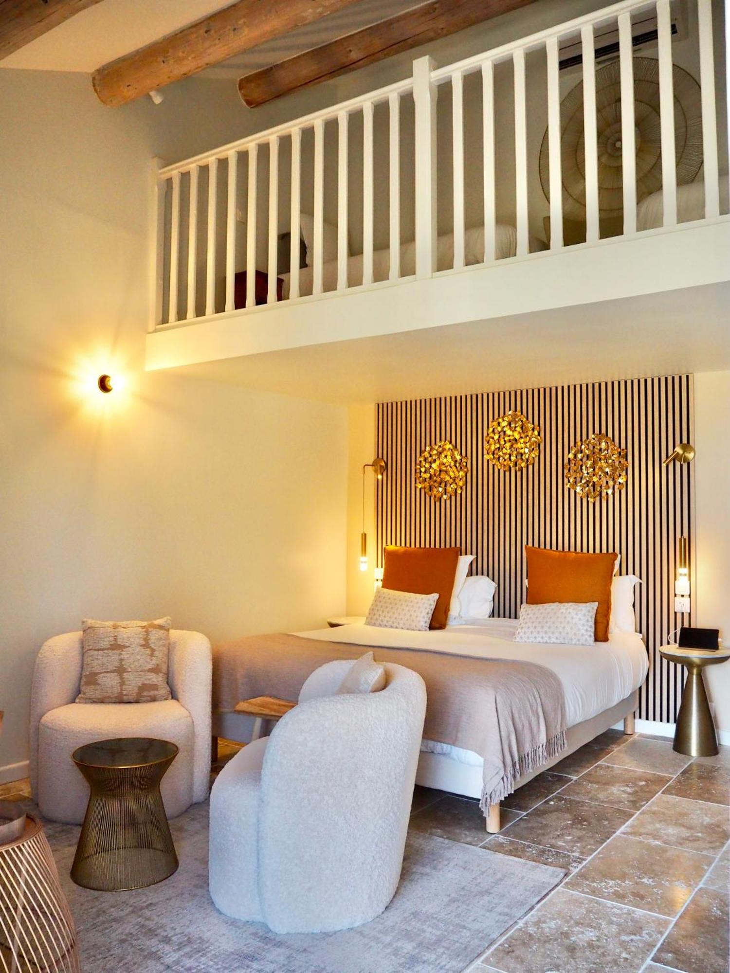 Le Jas De Joucas Hotel-Restaurant 외부 사진